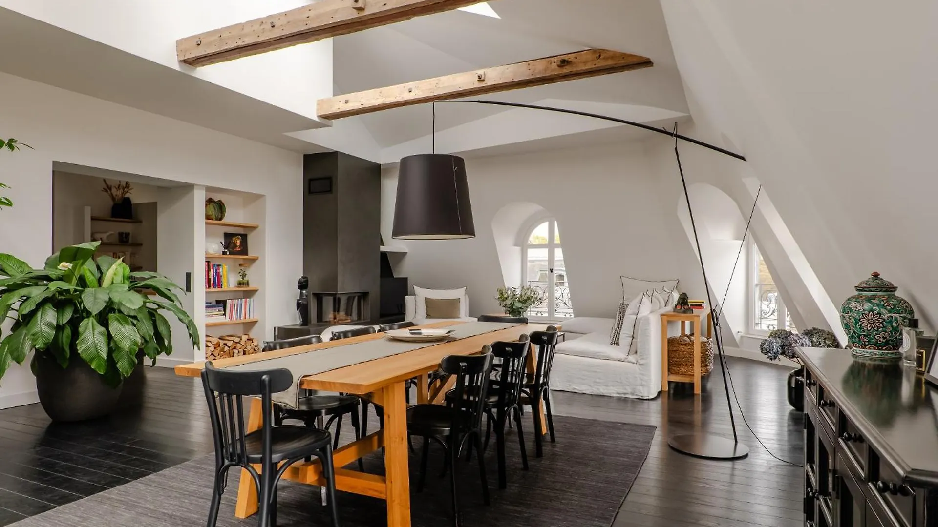 Veeve - Artistic Elevation Appartement Parijs
